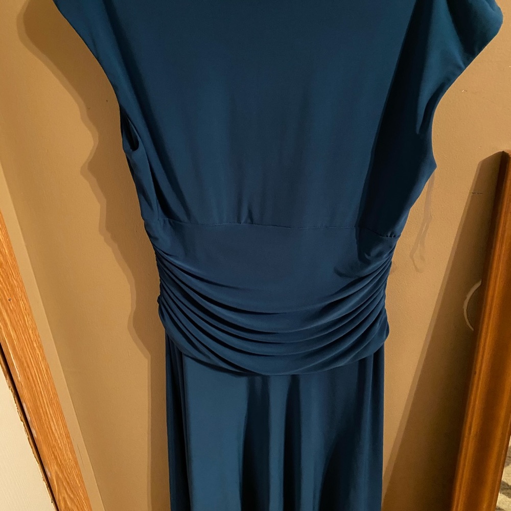 Blue/teal v neck dress